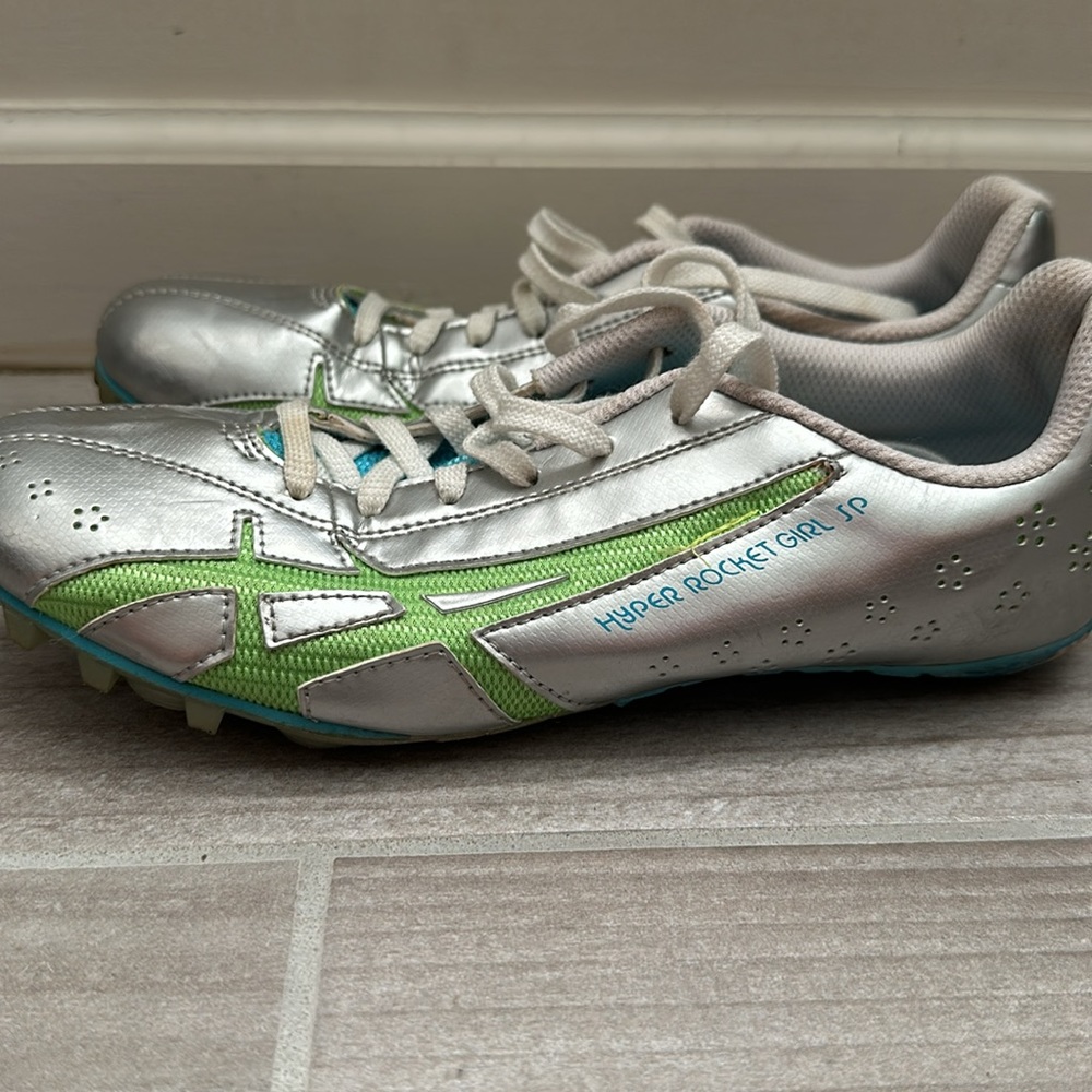 ASICS Track Cleats - Picture 11 of 11